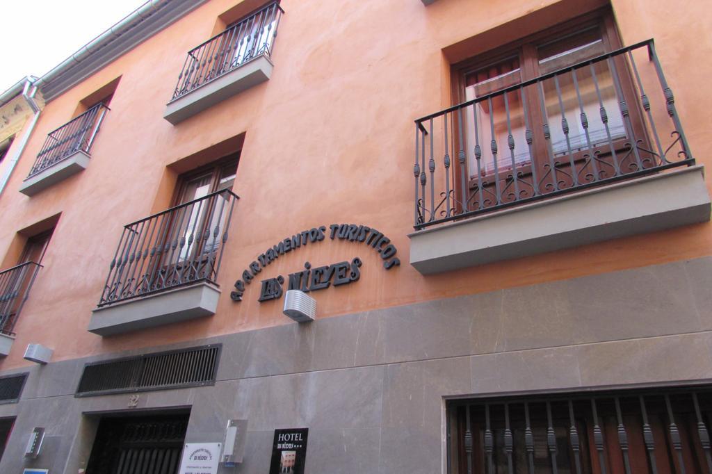 Apartamentos Turisticos Las Nieves Granada Eksteriør billede