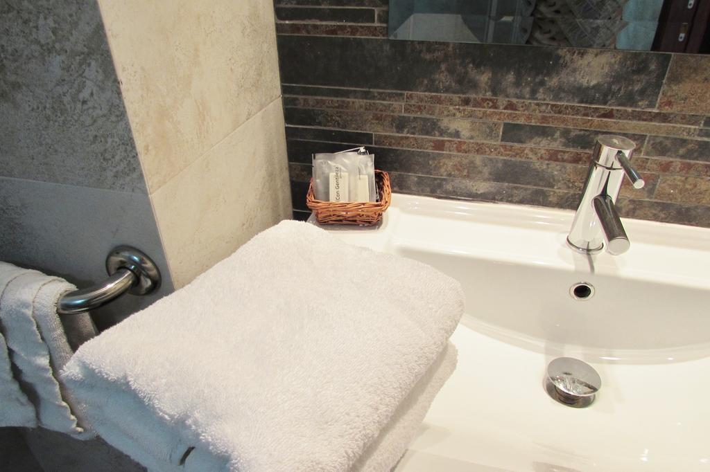 Apartamentos Turisticos Las Nieves Granada Eksteriør billede