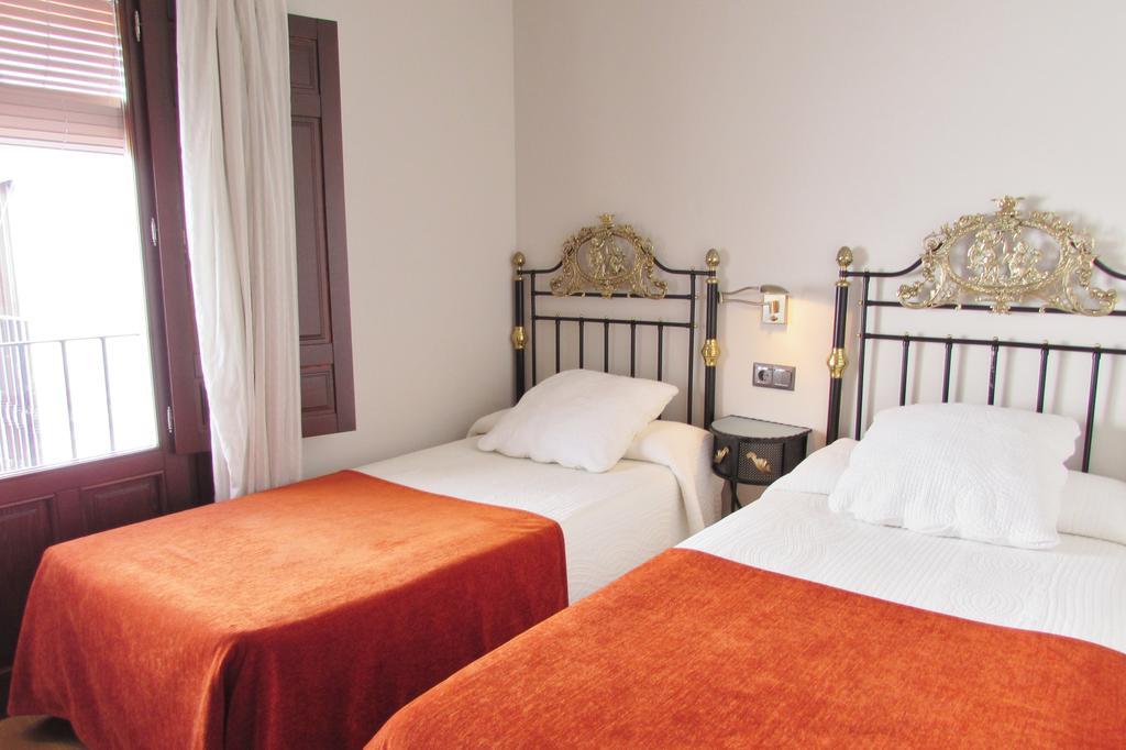 Apartamentos Turisticos Las Nieves Granada Eksteriør billede