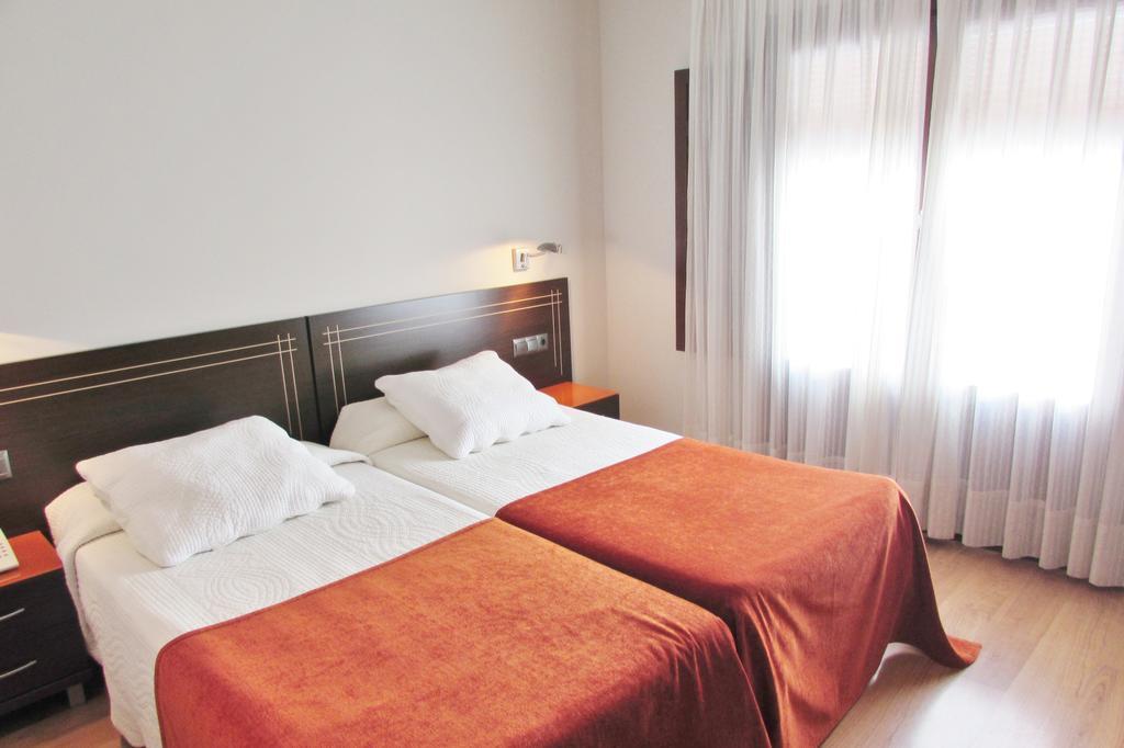 Apartamentos Turisticos Las Nieves Granada Eksteriør billede