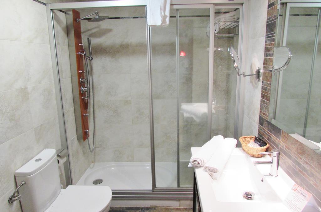 Apartamentos Turisticos Las Nieves Granada Eksteriør billede