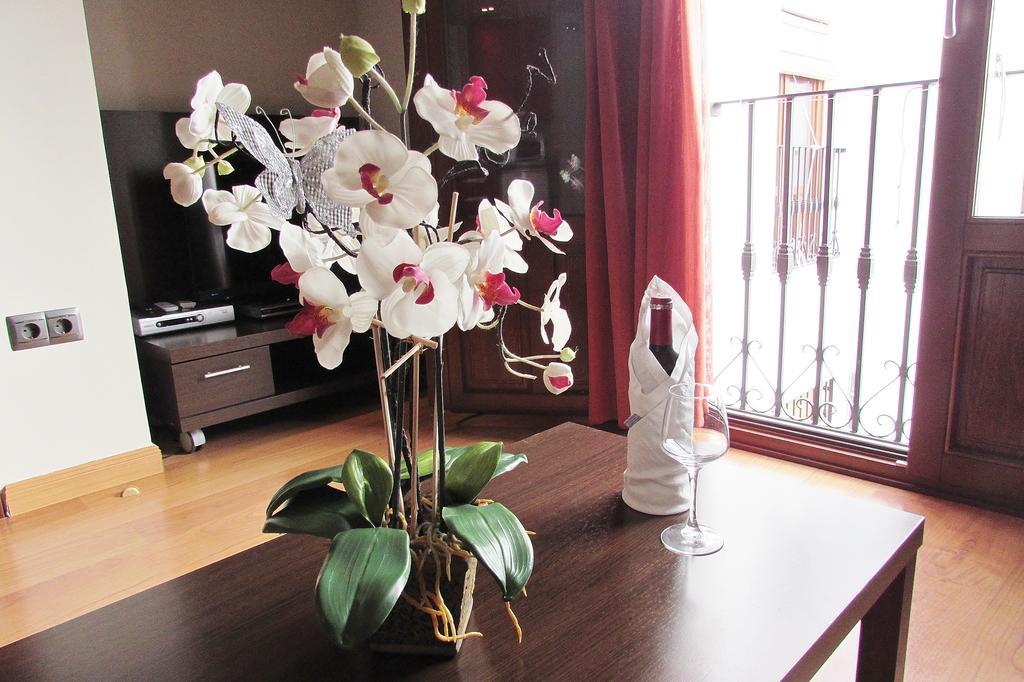 Apartamentos Turisticos Las Nieves Granada Eksteriør billede