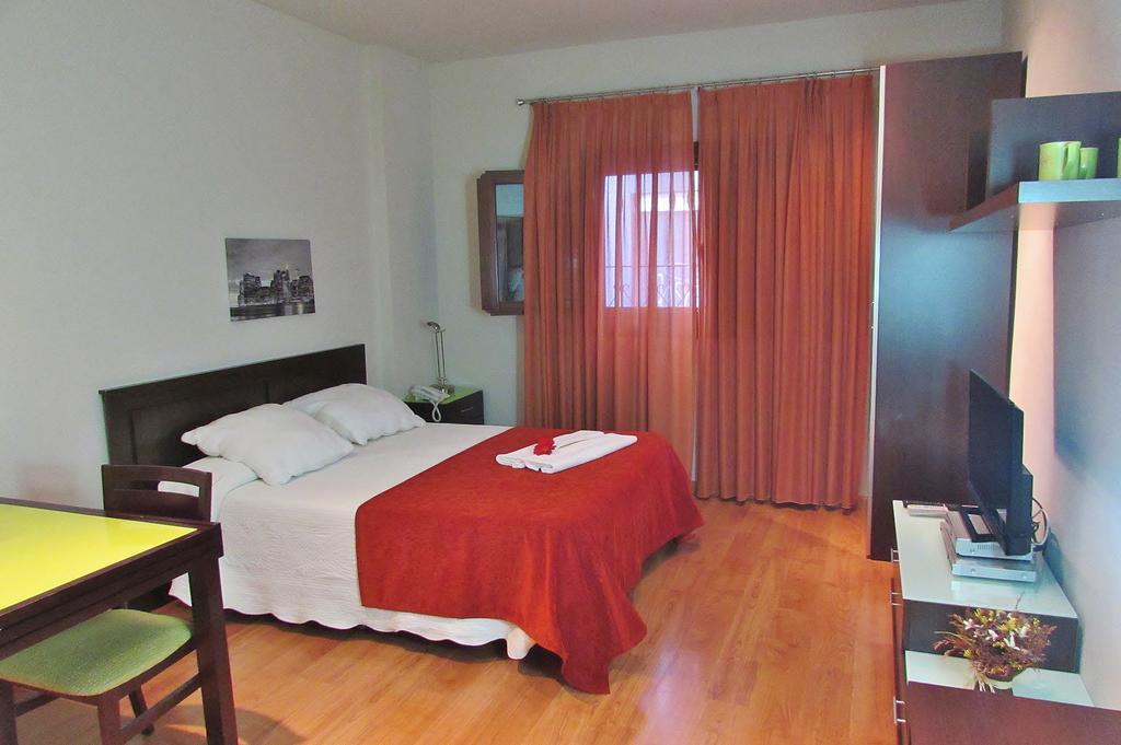 Apartamentos Turisticos Las Nieves Granada Eksteriør billede