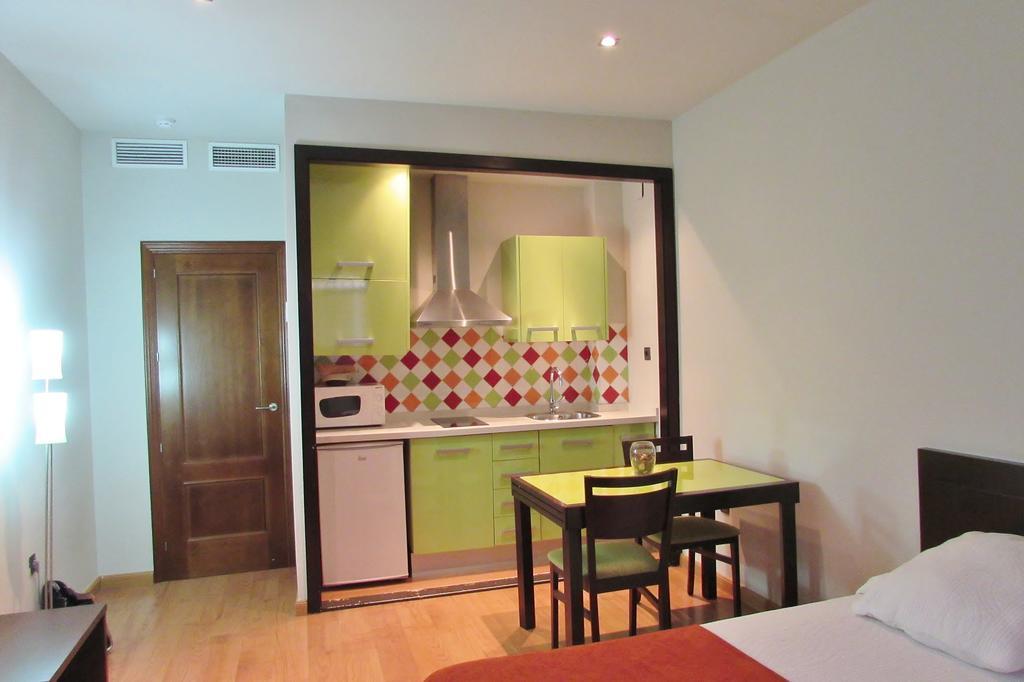 Apartamentos Turisticos Las Nieves Granada Eksteriør billede